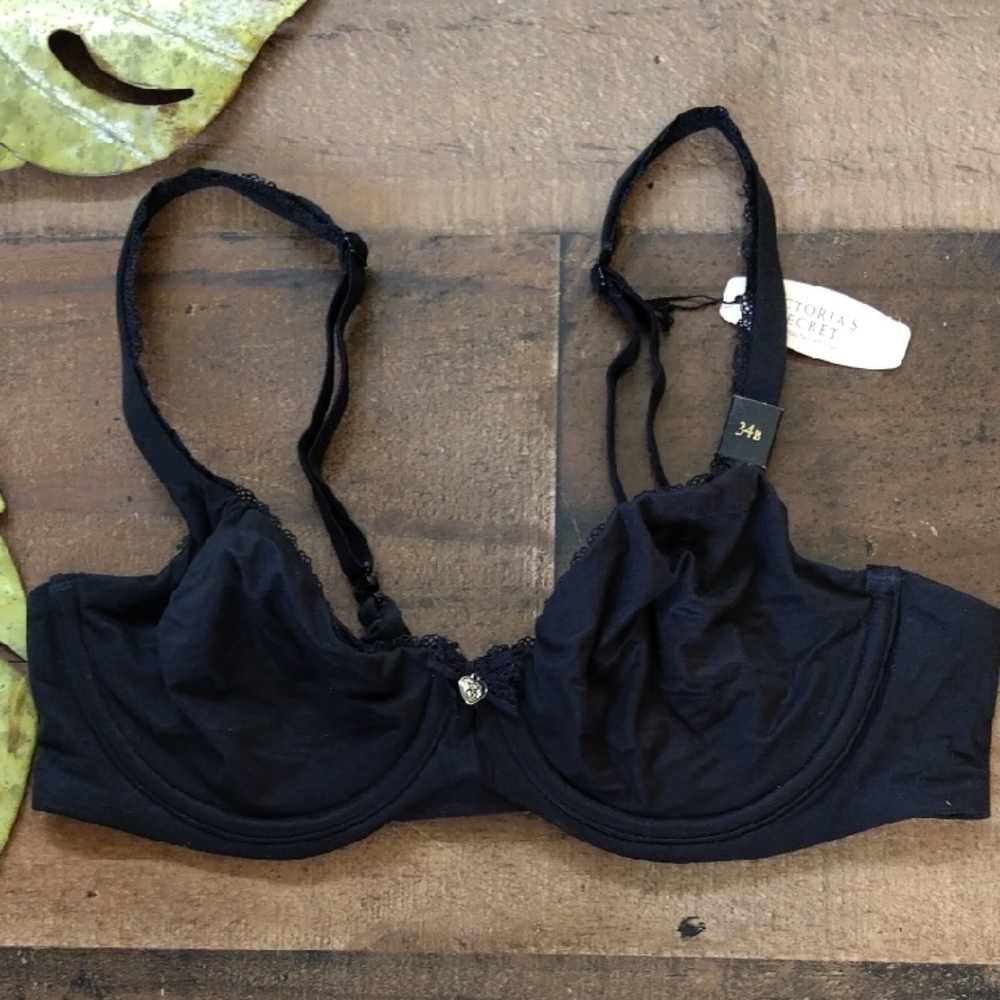 Victoria's Secret NWT Black Lace Trim Bra Size  34B